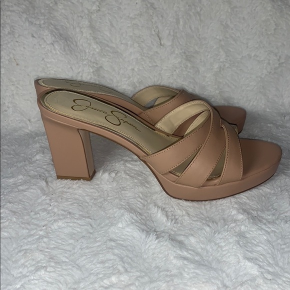 NWOT Jessica Simpson Tan Leather Mules with Block Heel - Picture 4 of 9